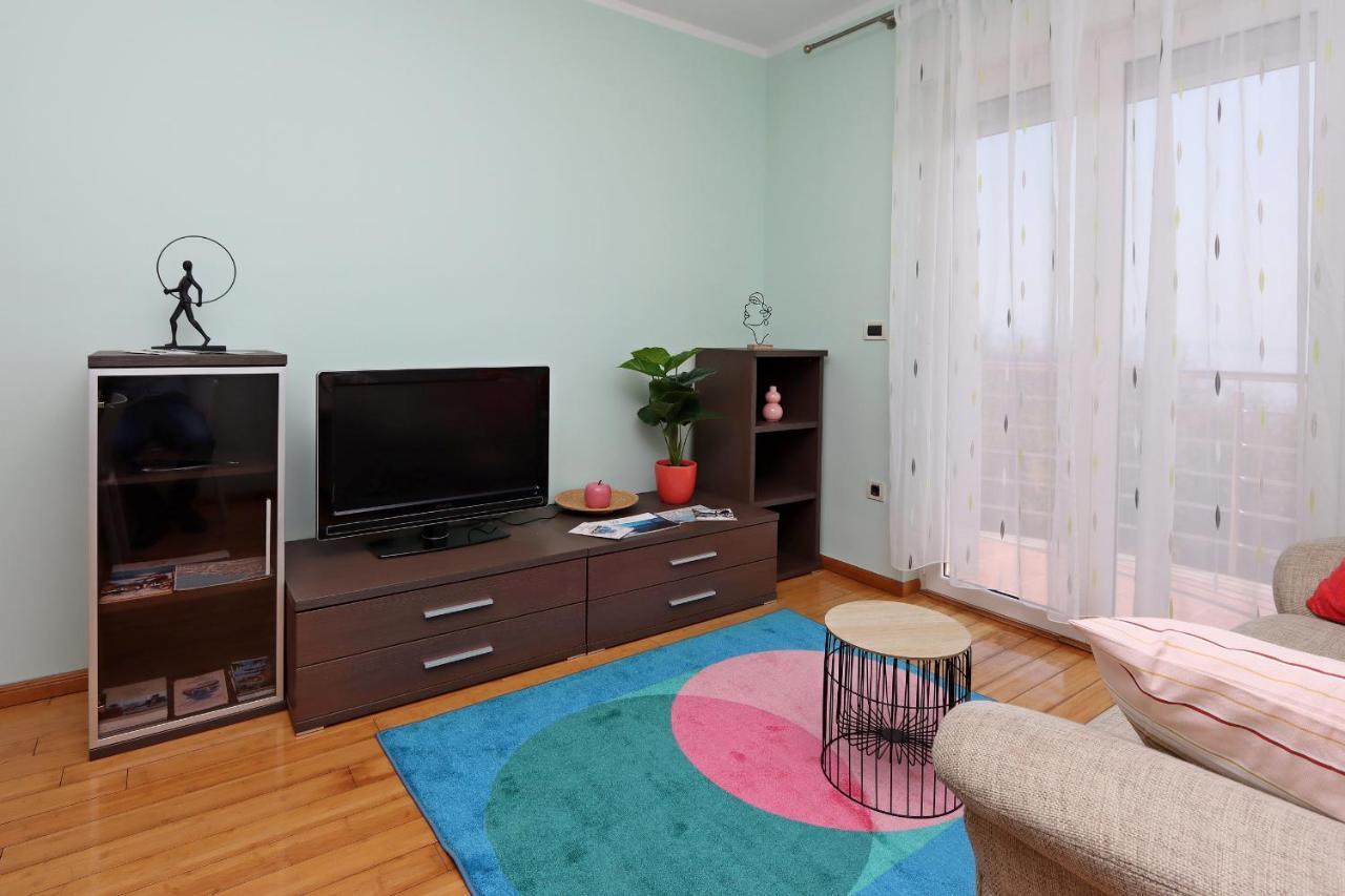 Starry Night - Smart Tv, Extra Big Bed, Big Bathtub, Private Parking, Sea View, Wifi, 2Bedrooms ヴォロスコ エクステリア 写真
