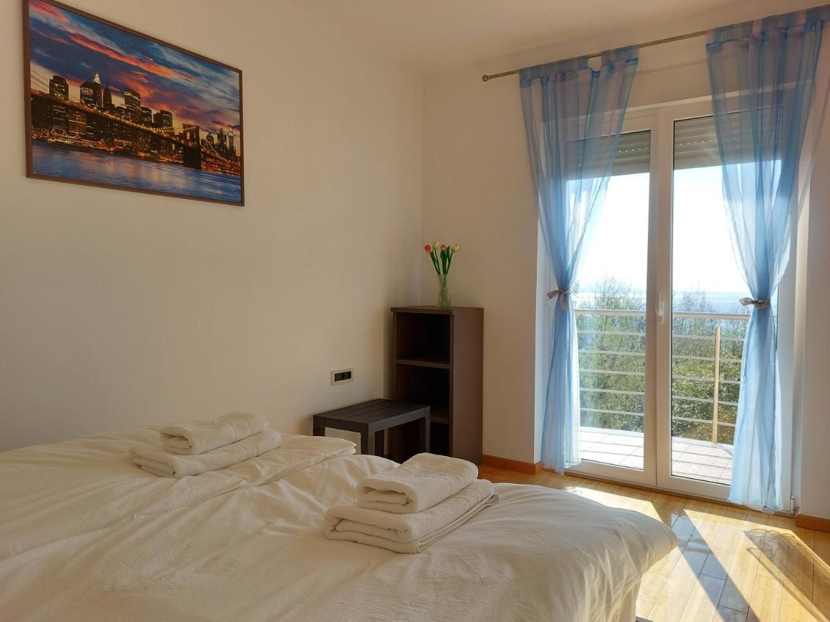 Starry Night - Smart Tv, Extra Big Bed, Big Bathtub, Private Parking, Sea View, Wifi, 2Bedrooms ヴォロスコ エクステリア 写真